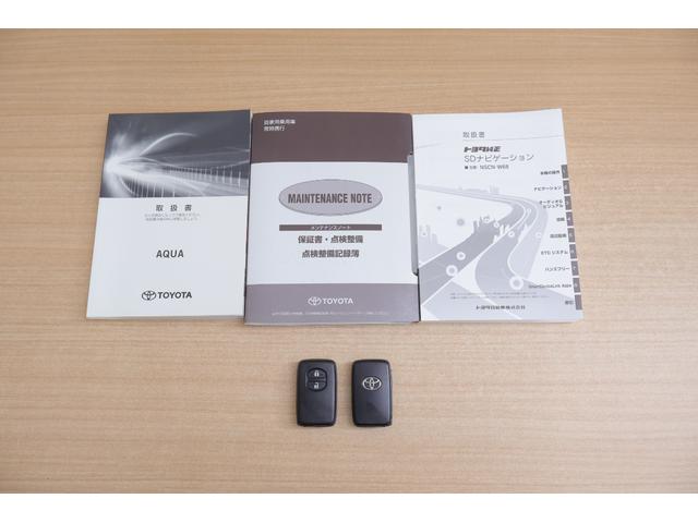 アクア Ｓ　衝突被害軽減ブレーキ　純正ＳＤナビＴＶ　バックカメラ　スマートキー　ＥＴＣ　オートハイビーム　車線逸脱警報　クリアランスソナー　先行車発進お知らせ機能　Ｂｌｕｅｔｏｏｔｈ接続　ドライブレコーダー　ＬＥＤヘッドライト　横滑り防止装置　ワンオーナー（43枚目）