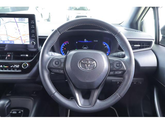 カローラツーリング ハイブリッド　ダブルバイビー　衝突被害軽減ブレーキ　ＢＳＭ　純正９インチＤＡナビ　バックカメラ　ＥＴＣ２．０　レーダークルーズ　車線逸脱警報　オートハイビーム　クリアランスソナー　シートヒーター　ステアリングヒーター　ドラレコ　ＬＥＤヘッドライト　当社試乗車（13枚目）