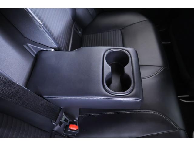 カローラツーリング ハイブリッド　ダブルバイビー　衝突被害軽減ブレーキ　ＢＳＭ　純正９インチＤＡナビ　バックカメラ　ＥＴＣ２．０　レーダークルーズ　車線逸脱警報　オートハイビーム　クリアランスソナー　シートヒーター　ステアリングヒーター　ドラレコ　ＬＥＤヘッドライト　当社試乗車（39枚目）