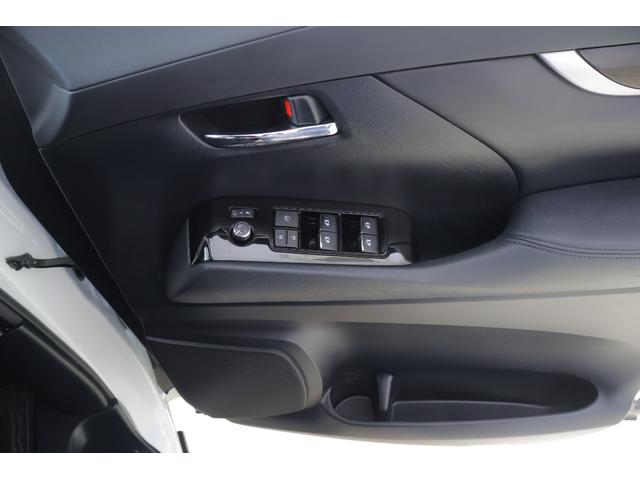 ヴェルファイア 2.5Z ゴールデンアイズ 4WD モデリスタフルエアロ 衝突被害軽減ブレーキ 9型DAナビ 地デジTV バックカメラ 後席モニター レーダークルーズ 車線逸脱警報 クリアランスソナー BSM デジタルミラー 前後ドラレコ パワーバックドア 3眼LEDライト(41枚目)