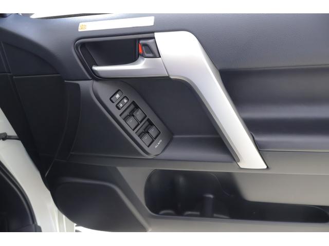 ランドクルーザープラド TX Lパッケージ4WD TRDエアロ 衝突被害軽減ブレーキ 9インチDAナビ 地デジTV 全周囲カメラ BSM 前後ドラレコ ETC2.0 レーダークルーズ 車線逸脱警報 オートハイビーム クリアランスソナー 本革 シートヒーター&クール LEDヘッドライト(41枚目)