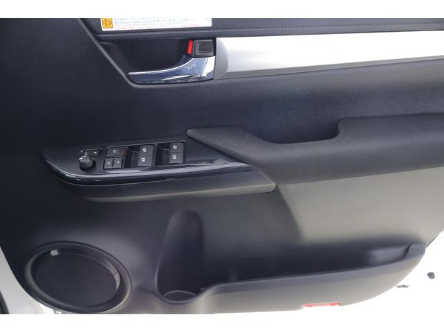 ハイラックス Z 4WD 衝突被害軽減ブレーキ レーダークルーズ ドラレコ 純正SDナビ 地デジTV バックカメラ スマートキー ETC クリアランスソナー 車線逸脱警報 オートLSD リアデフロック LEDヘッドライト トノカバー 横滑り防止装置 ワンオーナー(31枚目)