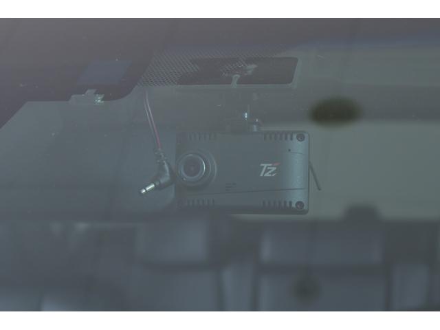 ランドクルーザープラド TX Lパッケージ・ブラックエディション 4WD 本革シート 衝突被害軽減ブレーキ 純正9インチナビ 地デジTV バックカメラ スマートキー ETC ドラレコ レーダークルーズ 車線逸脱警報 オートハイビーム シートヒーター&クール LEDライト 横滑り防止装置(32枚目)