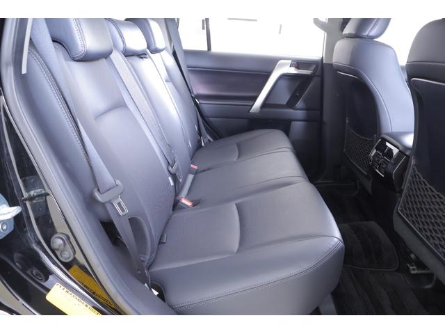 ランドクルーザープラド TX Lパッケージ・ブラックエディション 4WD 本革シート 衝突被害軽減ブレーキ 純正9インチナビ 地デジTV バックカメラ スマートキー ETC ドラレコ レーダークルーズ 車線逸脱警報 オートハイビーム シートヒーター&クール LEDライト 横滑り防止装置(40枚目)