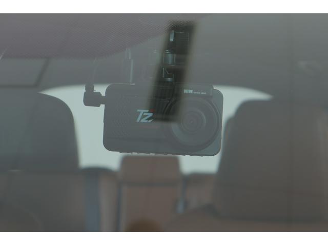ヤリスクロス ハイブリッドＺ　アドベンチャー　衝突被害軽減ブレーキ　ＢＳＭ　純正８インチＤＡナビ　地デジＴＶ　全周囲カメラ　ＥＴＣ２．０　レーダークルーズ　車線逸脱警報　クリアランスソナー　シートヒーター　ステアリングヒーター　前後ドラレコ　ＬＥＤヘッドライト　ワンオーナー（34枚目）