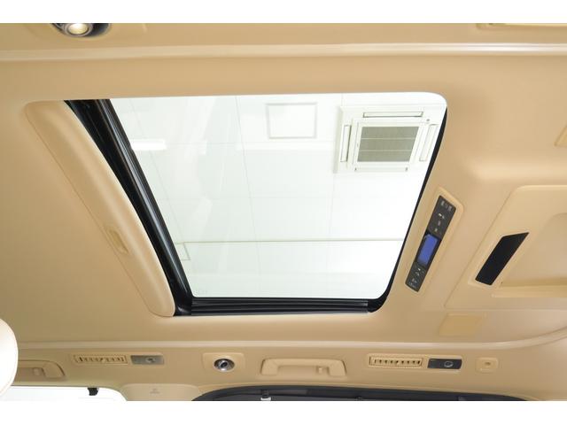 アルファードハイブリッド Ｇ　Ｆパッケージ　４ＷＤ　サンルーフ　衝突被害軽減ブレーキ　ＪＢＬプレミアムナビ　地デジＴＶ　全周囲カメラ　１２．１インチリアエンター　ＢＳＭ　レーダークルーズ　車線逸脱警報　ＥＴＣ２．０　クリアランスソナー　本革　シートヒーター＆クール　パワーバックドア（35枚目）