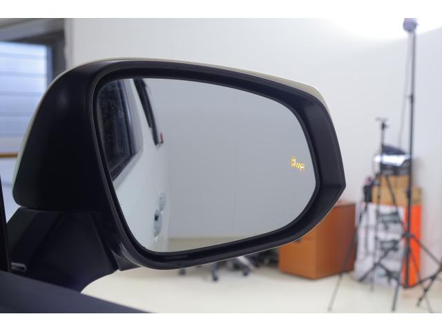 アルファードハイブリッド Ｇ　Ｆパッケージ　４ＷＤ　サンルーフ　衝突被害軽減ブレーキ　ＪＢＬプレミアムナビ　地デジＴＶ　全周囲カメラ　１２．１インチリアエンター　ＢＳＭ　レーダークルーズ　車線逸脱警報　ＥＴＣ２．０　クリアランスソナー　本革　シートヒーター＆クール　パワーバックドア（38枚目）