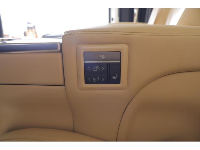 アルファードハイブリッド Ｇ　Ｆパッケージ　４ＷＤ　サンルーフ　衝突被害軽減ブレーキ　ＪＢＬプレミアムナビ　地デジＴＶ　全周囲カメラ　１２．１インチリアエンター　ＢＳＭ　レーダークルーズ　車線逸脱警報　ＥＴＣ２．０　クリアランスソナー　本革　シートヒーター＆クール　パワーバックドア（50枚目）