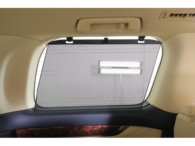 アルファードハイブリッド Ｇ　Ｆパッケージ　４ＷＤ　サンルーフ　衝突被害軽減ブレーキ　ＪＢＬプレミアムナビ　地デジＴＶ　全周囲カメラ　１２．１インチリアエンター　ＢＳＭ　レーダークルーズ　車線逸脱警報　ＥＴＣ２．０　クリアランスソナー　本革　シートヒーター＆クール　パワーバックドア（57枚目）