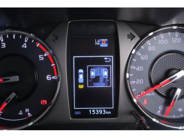 ハイラックス Ｚ　ＧＲスポーツ　４ＷＤ　衝突被害軽減ブレーキ　パドルシフト　８インチＤＡナビ　全周囲カメラ　レーダークルーズ　スマートキー　クリアランスソナー　車線逸脱警報　パワーシート　オートＬＳＤ　リアデフロック　ＬＥＤヘッドライト　横滑り防止装置　ワンオーナー（20枚目）