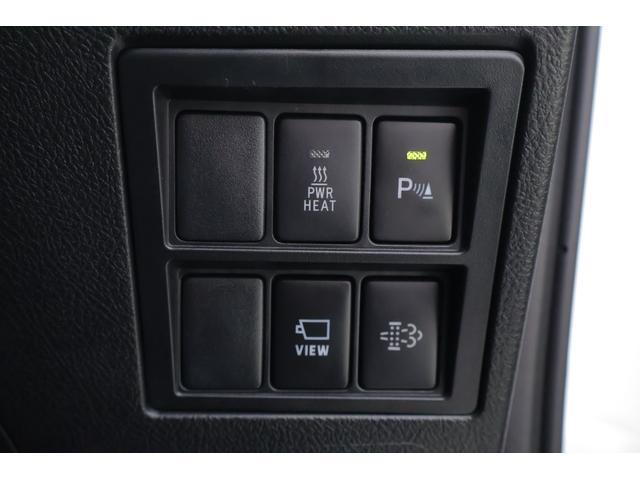 ハイラックス Ｚ　ＧＲスポーツ　４ＷＤ　衝突被害軽減ブレーキ　パドルシフト　８インチＤＡナビ　全周囲カメラ　レーダークルーズ　スマートキー　クリアランスソナー　車線逸脱警報　パワーシート　オートＬＳＤ　リアデフロック　ＬＥＤヘッドライト　横滑り防止装置　ワンオーナー（32枚目）