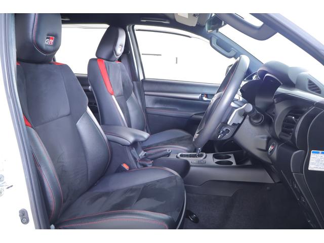 ハイラックス Ｚ　ＧＲスポーツ　４ＷＤ　衝突被害軽減ブレーキ　パドルシフト　８インチＤＡナビ　全周囲カメラ　レーダークルーズ　スマートキー　クリアランスソナー　車線逸脱警報　パワーシート　オートＬＳＤ　リアデフロック　ＬＥＤヘッドライト　横滑り防止装置　ワンオーナー（37枚目）