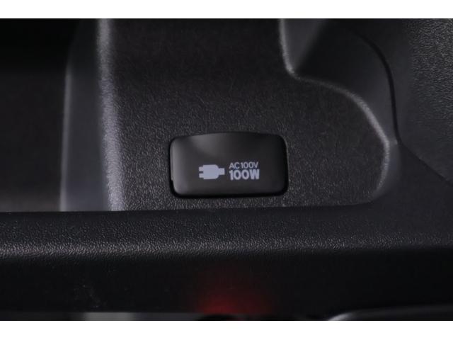 ハイエースバン スーパーGLダークプライムII 4WD 衝突被害軽減ブレーキ SDナビ地デジTV 全周囲カメラ 後席モニター スマートキー ETC オートハイビーム 車線逸脱警報 クリアランスソナー 前後ドラレコ デジタルミラー AC100V電源 純正アルミ LEDヘッドライト(35枚目)