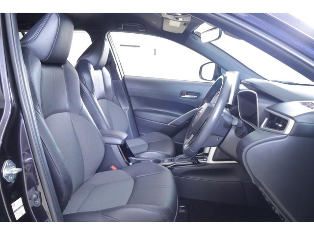 カローラクロス ハイブリッド　Ｚ　衝突被害軽減ブレーキ　１０．５インチＤＡ　地デジＴＶ　全周囲カメラ　ＥＴＣ　レーダークルーズ　車線逸脱警報　クリアランスソナー　シートヒーター　ＢＳＭ　前後ドラレコ　ＬＥＤヘッドライト　ＡＣ１００Ｖ－１５００Ｗ　パワーバックドア　ワンオーナー（40枚目）