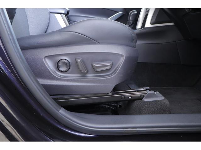 カローラクロス ハイブリッド　Ｚ　衝突被害軽減ブレーキ　１０．５インチＤＡ　地デジＴＶ　全周囲カメラ　ＥＴＣ　レーダークルーズ　車線逸脱警報　クリアランスソナー　シートヒーター　ＢＳＭ　前後ドラレコ　ＬＥＤヘッドライト　ＡＣ１００Ｖ－１５００Ｗ　パワーバックドア　ワンオーナー（41枚目）