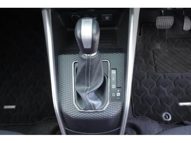 ライズ Ｚ　衝突被害軽減ブレーキ　レーダークルーズ　純正ＳＤナビ　地デジＴＶ　全周囲カメラ　スマートキー　ＥＴＣ　オートハイビーム　車線逸脱警報　コーナーセンサー　シートヒーター　ドラレコ　先行車発進告知機能　ＬＥＤヘッドライト　純正アルミ　横滑り防止装置（28枚目）