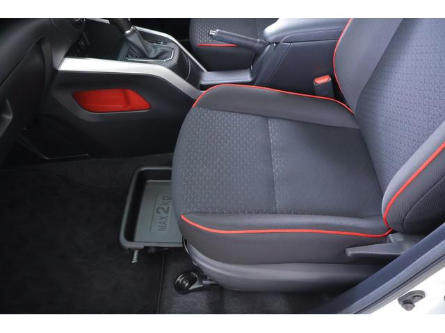 ライズ Ｚ　衝突被害軽減ブレーキ　レーダークルーズ　純正ＳＤナビ　地デジＴＶ　全周囲カメラ　スマートキー　ＥＴＣ　オートハイビーム　車線逸脱警報　コーナーセンサー　シートヒーター　ドラレコ　先行車発進告知機能　ＬＥＤヘッドライト　純正アルミ　横滑り防止装置（39枚目）