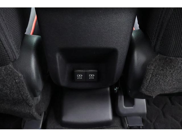 ライズ Ｚ　衝突被害軽減ブレーキ　レーダークルーズ　純正ＳＤナビ　地デジＴＶ　全周囲カメラ　スマートキー　ＥＴＣ　オートハイビーム　車線逸脱警報　コーナーセンサー　シートヒーター　ドラレコ　先行車発進告知機能　ＬＥＤヘッドライト　純正アルミ　横滑り防止装置（41枚目）