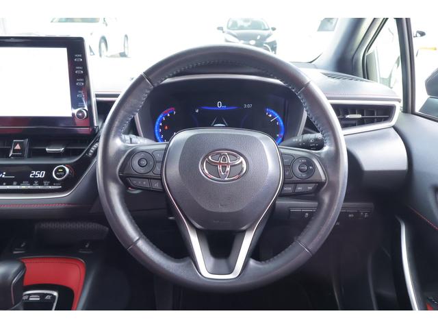 カローラスポーツ ハイブリッドＧ　Ｚ　衝突被害軽減ブレーキ　レーダークルーズ　純正９インチＤＡ　バックカメラ　ＢＳＭ　スマートキー　ＥＴＣ２．０　クリアランスソナー　車線逸脱警報　オートハイビーム　シートヒーター　ステアリングヒーター　ドラレコ　ＬＥＤヘッドライト　横滑防止装置（13枚目）