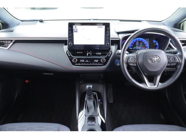 カローラスポーツ ハイブリッドＧ　Ｚ　衝突被害軽減ブレーキ　レーダークルーズ　９インチＤＡナビ　バックカメラ　ＢＳＭ　スマートキー　ＥＴＣ２．０　クリアランスソナー　車線逸脱警報　オートハイビーム　シートヒーター　ドラレコ　ＬＥＤライト　ＡＣ１００Ｖ－１５００Ｗ　当社試乗車（12枚目）