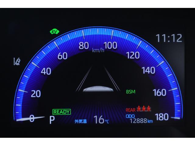 カローラスポーツ ハイブリッドＧ　Ｚ　衝突被害軽減ブレーキ　レーダークルーズ　９インチＤＡナビ　バックカメラ　ＢＳＭ　スマートキー　ＥＴＣ２．０　クリアランスソナー　車線逸脱警報　オートハイビーム　シートヒーター　ドラレコ　ＬＥＤライト　ＡＣ１００Ｖ－１５００Ｗ　当社試乗車（19枚目）