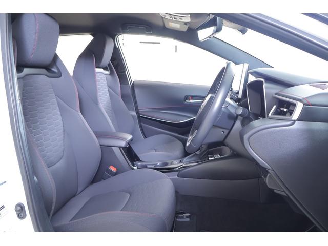 カローラスポーツ ハイブリッドＧ　Ｚ　衝突被害軽減ブレーキ　レーダークルーズ　９インチＤＡナビ　バックカメラ　ＢＳＭ　スマートキー　ＥＴＣ２．０　クリアランスソナー　車線逸脱警報　オートハイビーム　シートヒーター　ドラレコ　ＬＥＤライト　ＡＣ１００Ｖ－１５００Ｗ　当社試乗車（38枚目）