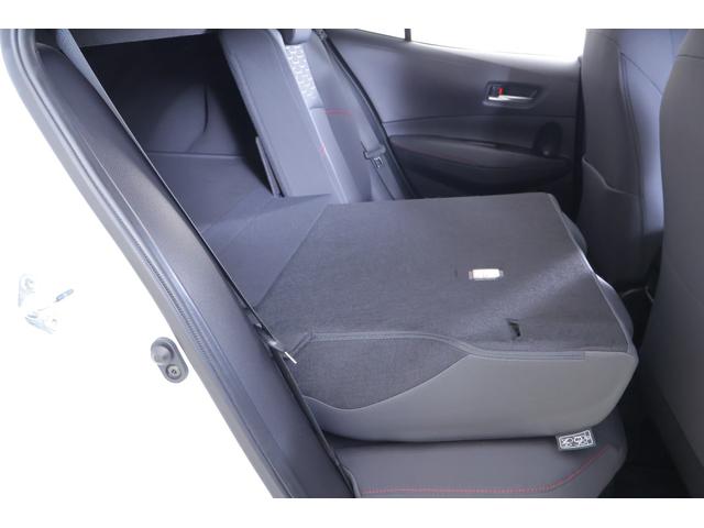 カローラスポーツ ハイブリッドＧ　Ｚ　衝突被害軽減ブレーキ　レーダークルーズ　９インチＤＡナビ　バックカメラ　ＢＳＭ　スマートキー　ＥＴＣ２．０　クリアランスソナー　車線逸脱警報　オートハイビーム　シートヒーター　ドラレコ　ＬＥＤライト　ＡＣ１００Ｖ－１５００Ｗ　当社試乗車（43枚目）