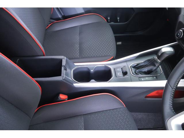 ライズ Ｚ　衝突被害軽減ブレーキ　レーダークルーズ　純正９インチＤＡ　地デジＴＶ　全周囲カメラ　スマートキー　オートハイビーム　車線逸脱警報　コーナーセンサー　シートヒーター　前後ドラレコ　先行車発進告知機能　Ｂｌｕｅｔｏｏｔｈ接続　ＬＥＤヘッドライト　横滑り防止装置（31枚目）