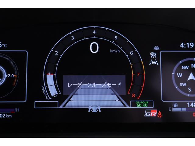 ＲＺ　４ＷＤ　６速ＭＴ　衝突被害軽減ブレーキ　レーダークルーズ　ＢＳＭ　１０．５インチＤＡナビ　地デジＴＶ　バックカメラ　車線逸脱警報　クリアランスソナー　シートヒーター　ステアリングヒーター　ドラレコ（画像16）