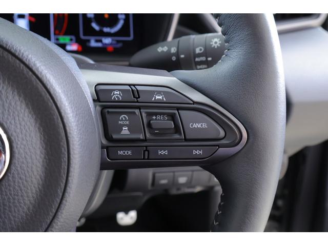 ＲＺ　４ＷＤ　６速ＭＴ　衝突被害軽減ブレーキ　レーダークルーズ　ＢＳＭ　１０．５インチＤＡナビ　地デジＴＶ　バックカメラ　車線逸脱警報　クリアランスソナー　シートヒーター　ステアリングヒーター　ドラレコ（画像18）