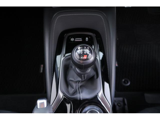 ＲＺ　４ＷＤ　６速ＭＴ　衝突被害軽減ブレーキ　レーダークルーズ　ＢＳＭ　１０．５インチＤＡナビ　地デジＴＶ　バックカメラ　車線逸脱警報　クリアランスソナー　シートヒーター　ステアリングヒーター　ドラレコ（画像22）