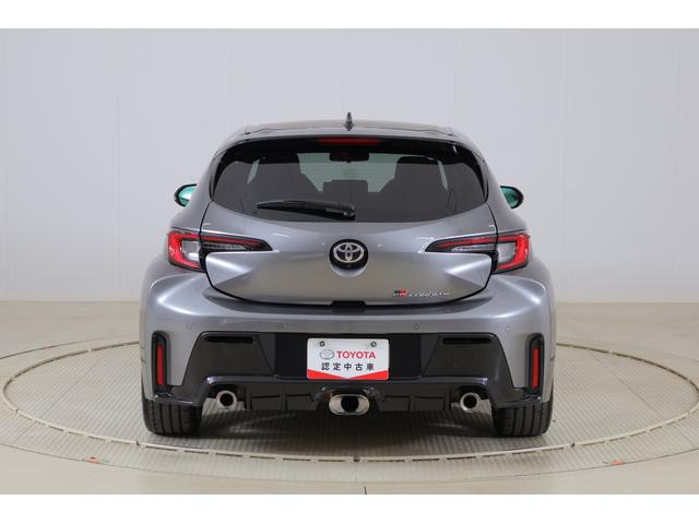 ＲＺ　４ＷＤ　６速ＭＴ　衝突被害軽減ブレーキ　レーダークルーズ　ＢＳＭ　１０．５インチＤＡナビ　地デジＴＶ　バックカメラ　車線逸脱警報　クリアランスソナー　シートヒーター　ステアリングヒーター　ドラレコ（画像41）
