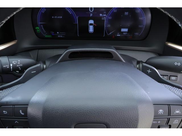 ＲＳ　ＰＨＥＶ　４ＷＤ　１２．３型ＤＡナビ地デジ　全周囲カメラ　ＢＳＭ　衝突被害軽減ブレーキ　レーダークルーズ　車線逸脱警報　クリアランスソナー　前後ドラレコ　本革　シートヒーター＆クール　当社試乗車（画像22）