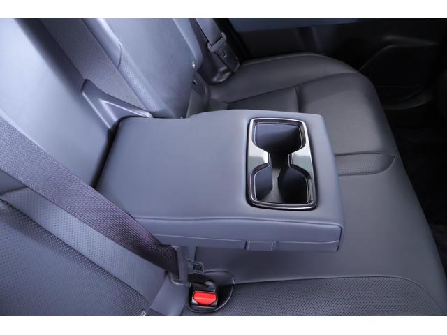 ＲＳ　ＰＨＥＶ　４ＷＤ　１２．３型ＤＡナビ地デジ　全周囲カメラ　ＢＳＭ　衝突被害軽減ブレーキ　レーダークルーズ　車線逸脱警報　クリアランスソナー　前後ドラレコ　本革　シートヒーター＆クール　当社試乗車（画像44）