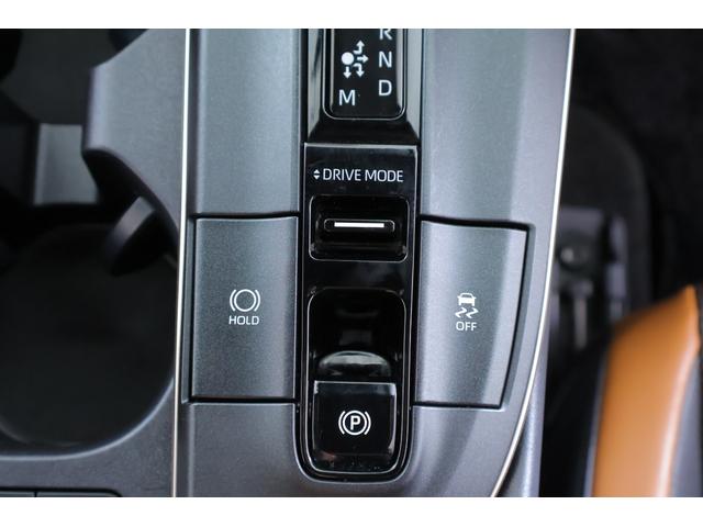 صورة 27 لـ 2022 Toyota CROWN CROSSOVER