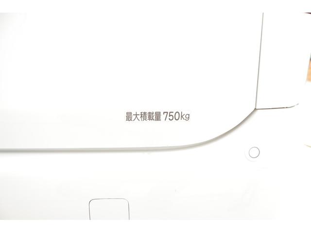 ＧＬ　衝突被害軽減ブレーキ　純正ＳＤナビ地デジ　バックカメラ　ＥＴＣ２．０　車線逸脱警報　オートハイビーム　先行車発進告知機能　ＬＥＤヘッドライト　前後ドラレコ　キーレス　横滑り防止装置　ワンオーナー（画像28）