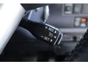 ハイブリッドＶ　ＴＲＤフルエアロ　純正９インチＳＤナビ　地デジＴＶ　バックカメラ　スマートキー　ＥＴＣ　クルーズコントロール　両側電動スライドドア　シートヒーター　Ｂｌｕｅｔｏｏｔｈ接続　おくだけ充電　ＬＥＤヘッドライト　横滑り防止装置（19枚目）