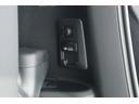 Ｓ　タイプゴールドＩＩ　４ＷＤ　衝突被害軽減ブレーキ　ＢＳＭ　９型ＤＡナビ　地デジＴＶ　バックカメラ　ＥＴＣ２．０　レーダークルーズ　車線逸脱警報　オートハイビーム　クリアランスソナー　両側電動ドア　ＡＣ１００Ｖ－１５００Ｗ　パワーバックドア　３眼ＬＥＤライト（40枚目）