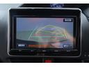 Ｖ　４ＷＤ　衝突被害軽減ブレーキ　純正９型ナビ　地デジＴＶ　バックカメラ　スマートキー　ＥＴＣ　クルコン　車線逸脱警報　オートハイビーム　両側電動ドア　先行車発進告知機能　シートヒーター　ドラレコ　Ｂｌｕｅｔｏｏｔｈ接続　ＬＥＤヘッドライト　横滑り防止装置（15枚目）