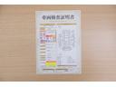 店頭にて、クルマの状態が一目で分かる検査証明書を公開中。トヨタ認定検査員が厳しく査定し、状態を点数と図解で表示しています。修復歴はもちろん、傷やヘコミの箇所や程度がご確認いただけます。