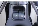 ハイブリッド　ダブルバイビー　衝突被害軽減ブレーキ　ドラレコ　１０．５インチＤＡナビ　地デジＴＶ　バックカメラ　ＢＳＭ　レーダークルーズ　ＥＴＣ２．０　車線逸脱警報　クリアランスソナー　シートヒーター　ステアリングヒーター　ＡＣ１００Ｖ－１５００Ｗ　ワンオーナー（28枚目）