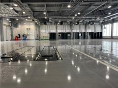 ���⣲��Ź�ޤΥ����ӥ�����ǡ������ͤΥ����饤�դ��Ϥ˥��ݡ��Ȥ��ޤ��� 5