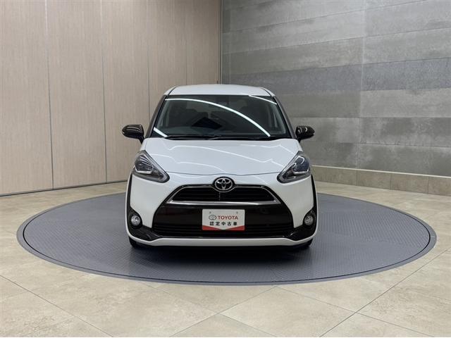 シエンタ Ｇ　衝突被害軽減ブレーキ　ナビ　フルセグ　Ｂｌｕｅｔｏｏｔｈ　ＥＴＣ　ＬＥＤ　両側電動スライドドア　アイドリングストップ　バックモニター　オートエアコン　ＣＤ／ＤＶＤ再生　先進ライト　車線逸脱警報（13枚目）