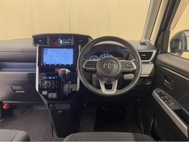 ルーミー カスタムＧ　衝突被害軽減ブレーキ　ペダル踏み間違い急発進抑制装置　ドライブレコーダー　ナビ　フルセグ　Ｂｌｕｅｔｏｏｔｈ　クルーズコントロール　ＬＥＤ　両側電動スライドドア　スマートキー　オートエアコン（5枚目）