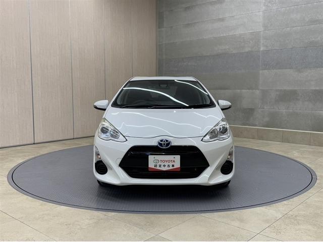 アクア Ｓスタイルブラック　衝突被害軽減ブレーキ　車線逸脱警報装置　オートハイビーム　ワンセグ内蔵メモリー　Ｂｌｕｅｔｏｏｔｈ対応　バックモニター　ＥＴＣ　ワンオーナー　スマートキー　オートエアコン（15枚目）