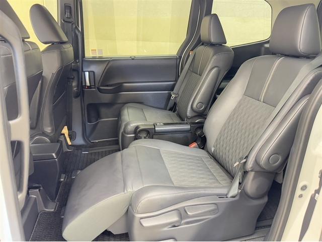 ノア ハイブリッドZ 全周囲モニター シートヒーター ETC2.0 ディスプレイオーディオ 後席モニター CD/DVD再生プレイヤー ナビ フルセグTV AC100V/1500Wコンセント 両側電動スライドドア(25枚目)