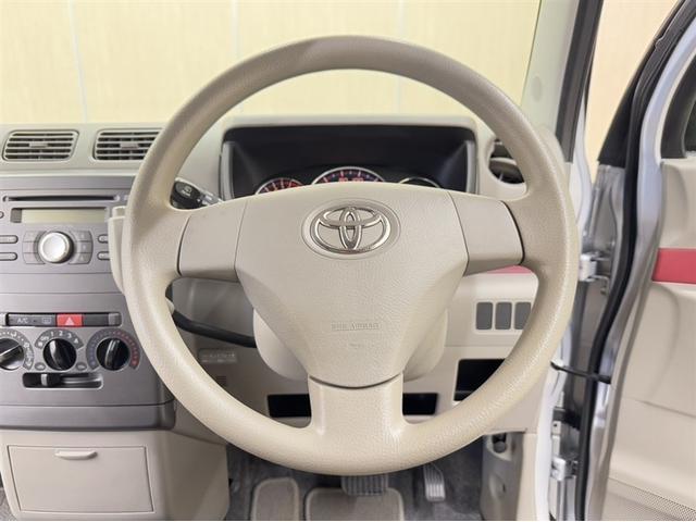 ピクシススペース Ｌ　キーレスエントリー　ワンオーナー　整備記録簿　ベンチシート　ＡＭ・ＦＭチューナー・ＣＤ再生　マニュアルエアコン　全席パワーウィンドウ　パワーステアリング　デュアルエアバッグ（7枚目）