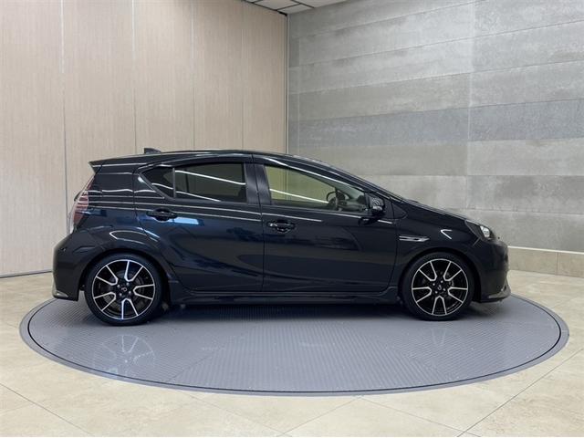 アクア Ｇ　Ｇ’ｓ　フルセグ内蔵メモリーナビ　ＣＤ／ＤＶＤ再生　Ｂｌｕｅｔｏｏｔｈ対応　バックモニター　ＥＴＣ　アルカンターラシート表皮　スマートキー　クルーズコントロール　オートエアコン　ＬＥＤライト（16枚目）