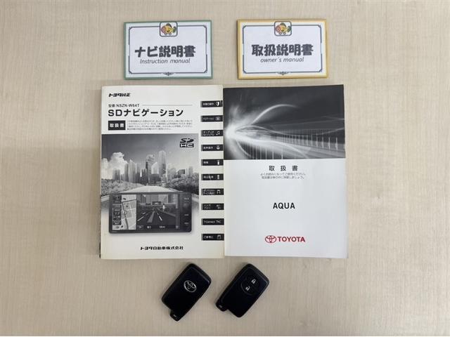 アクア Ｇ　Ｇ’ｓ　フルセグ内蔵メモリーナビ　ＣＤ／ＤＶＤ再生　Ｂｌｕｅｔｏｏｔｈ対応　バックモニター　ＥＴＣ　アルカンターラシート表皮　スマートキー　クルーズコントロール　オートエアコン　ＬＥＤライト（30枚目）