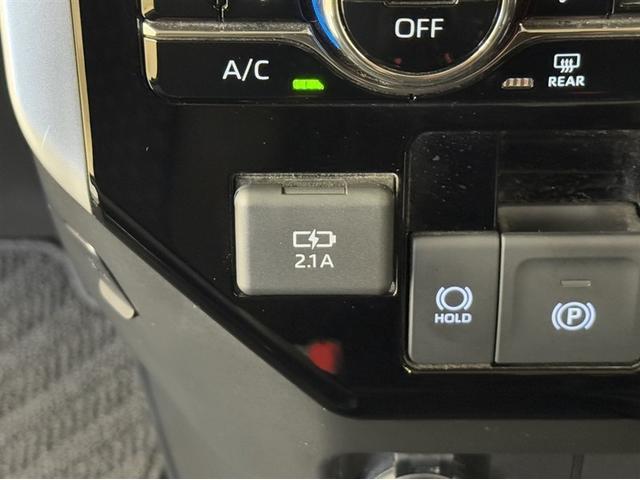 ルーミー カスタムG-T フルエアロ 衝突被害軽減ブレーキ ペダル踏間違急発進抑制装置 車線逸脱警報装置 オートハイビーム 両側電動スライドドア フルセグ内蔵メモリーナビ DVD Bluetooth バックモニター ETC(25枚目)